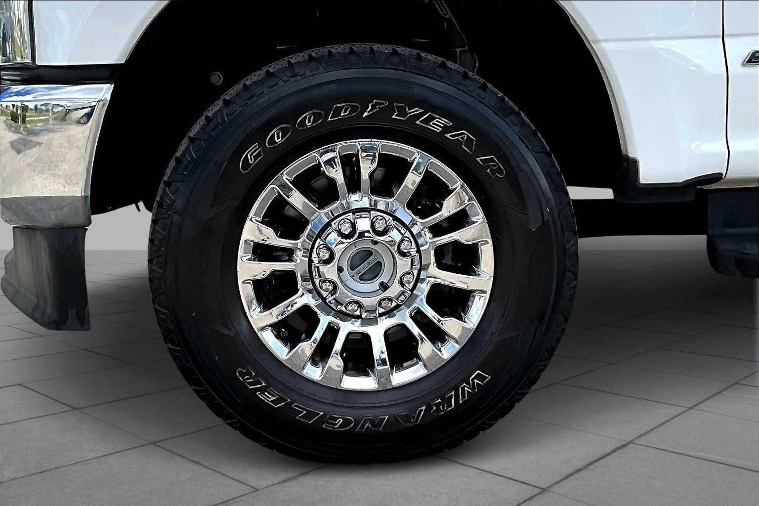 2020 Ford F-250 XLT photo 10