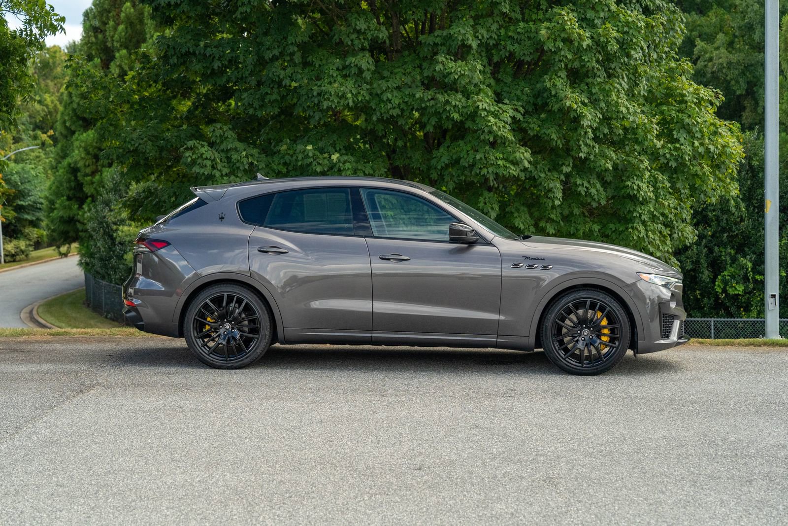 2022 Maserati Levante Modena photo 8