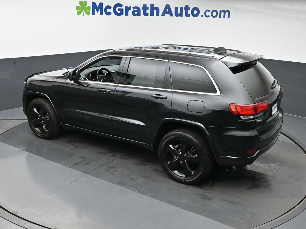 2015 Jeep Grand Cherokee Altitude photo 16