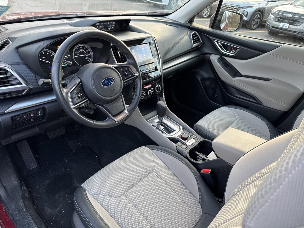 2023 Subaru Forester Premium photo 3