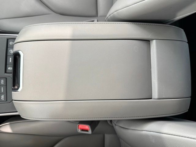 2020 Toyota Highlander XLE photo 43