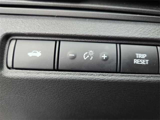 2022 Nissan Altima 2.5 SR photo 29