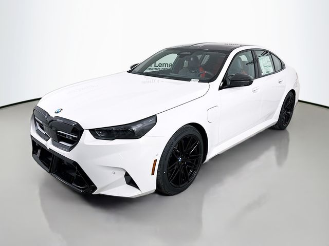 New 2025 White BMW  image 3