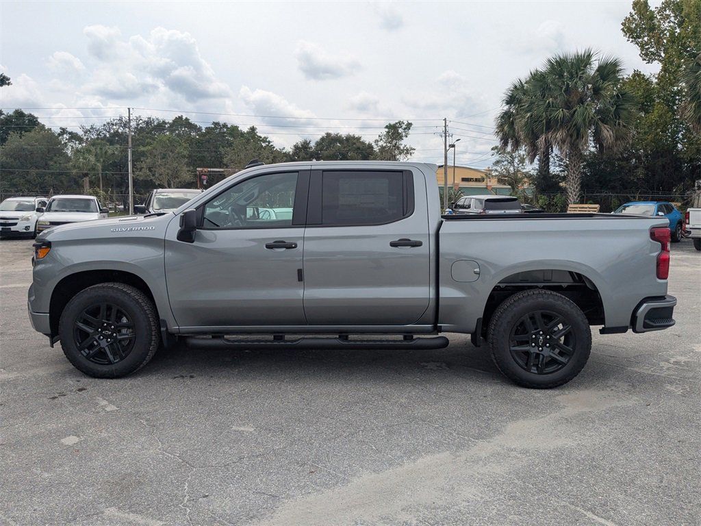 2026 Chevrolet Silverado 1500 Custom photo 5