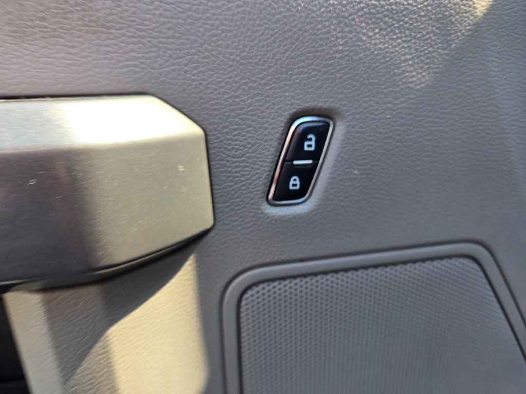 2016 Ford F-150 King Ranch photo 22