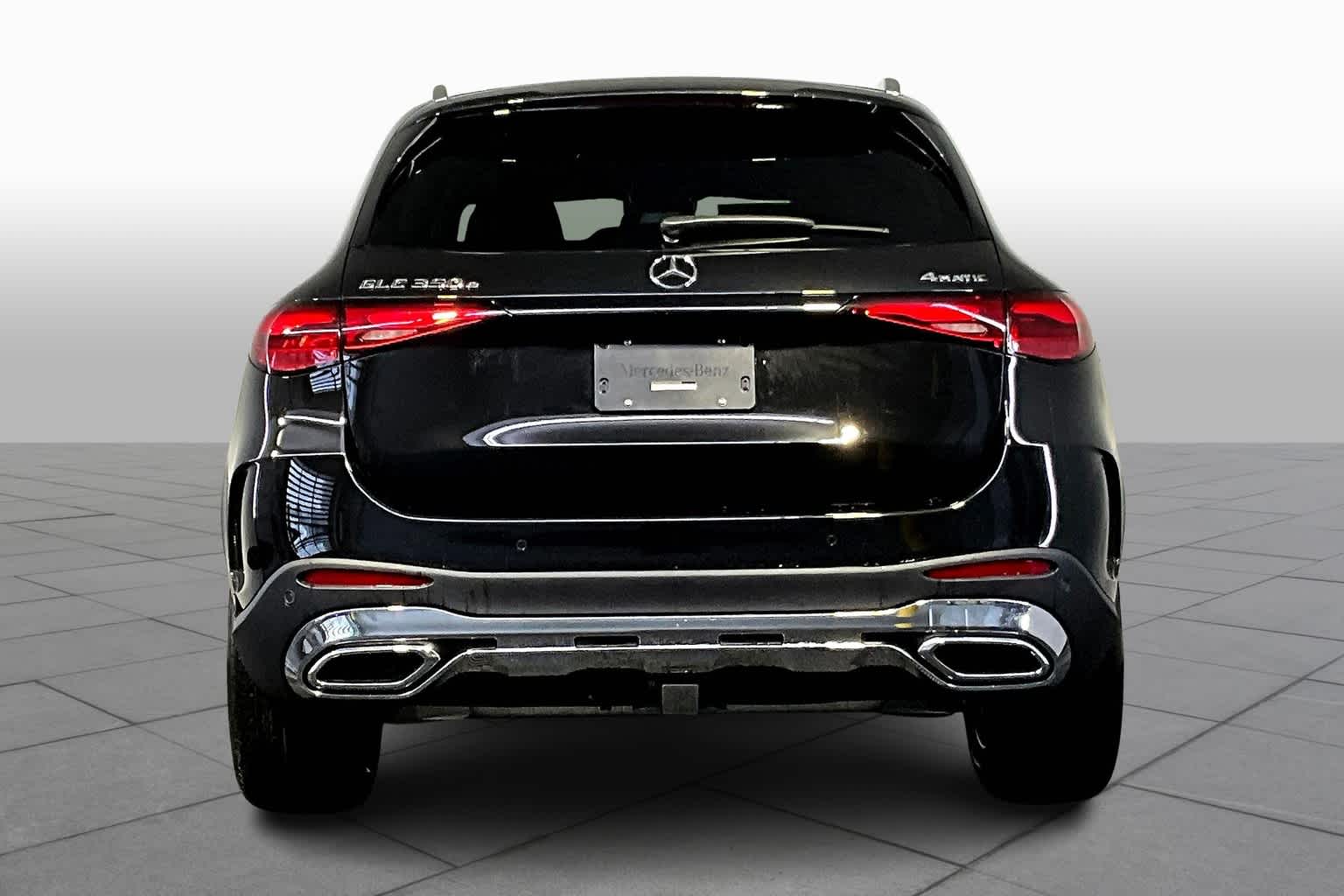 2025 Mercedes Benz GLC 350e 4MATIC photo 2