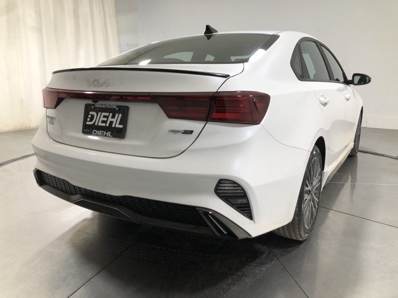 2023 Kia Forte GT-Line photo 7