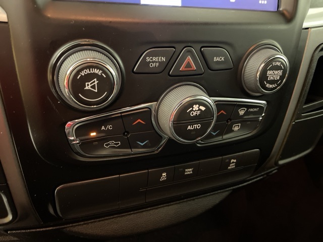 2022 Ram 1500 Classic Warlock photo 28