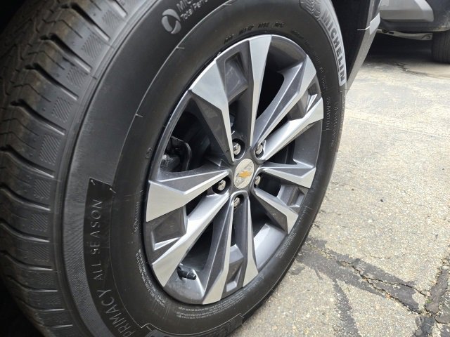 2026 Chevrolet Equinox LT photo 3