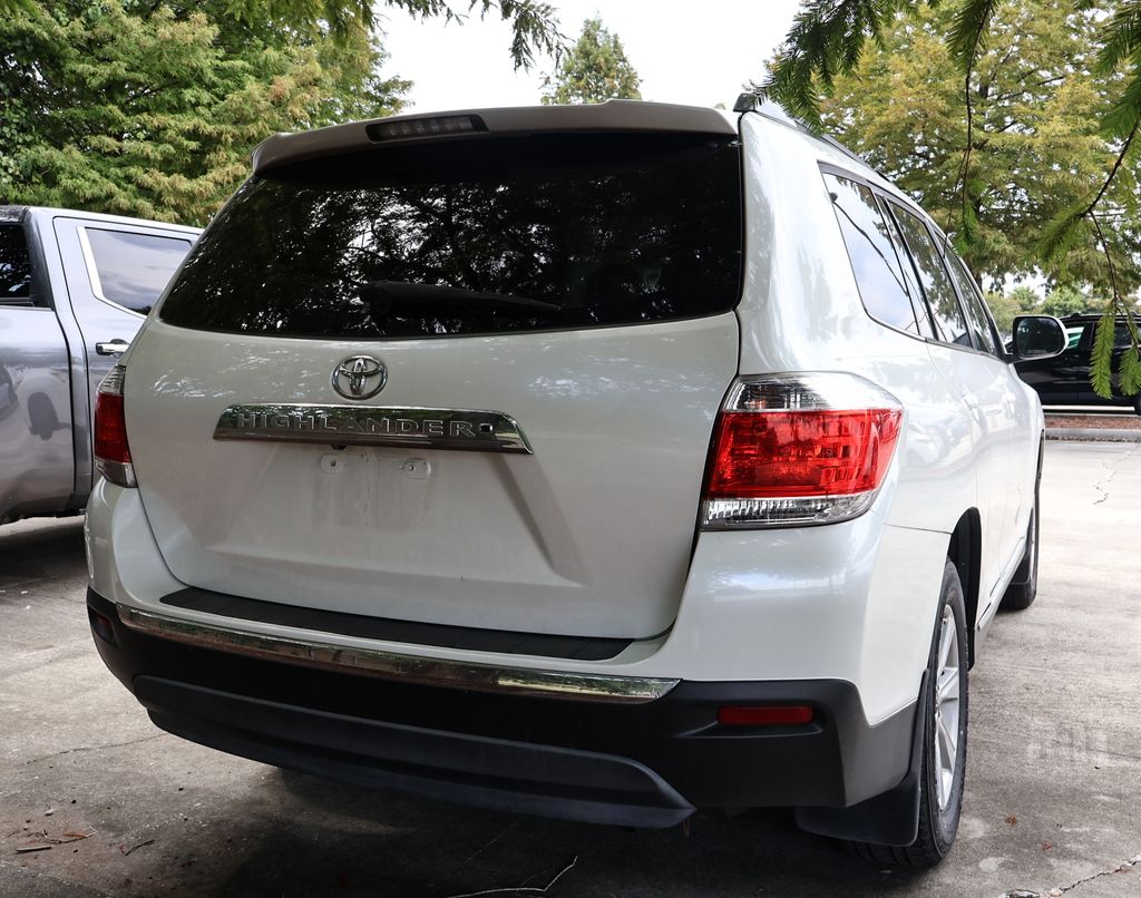 2012 Toyota Highlander Base photo 3