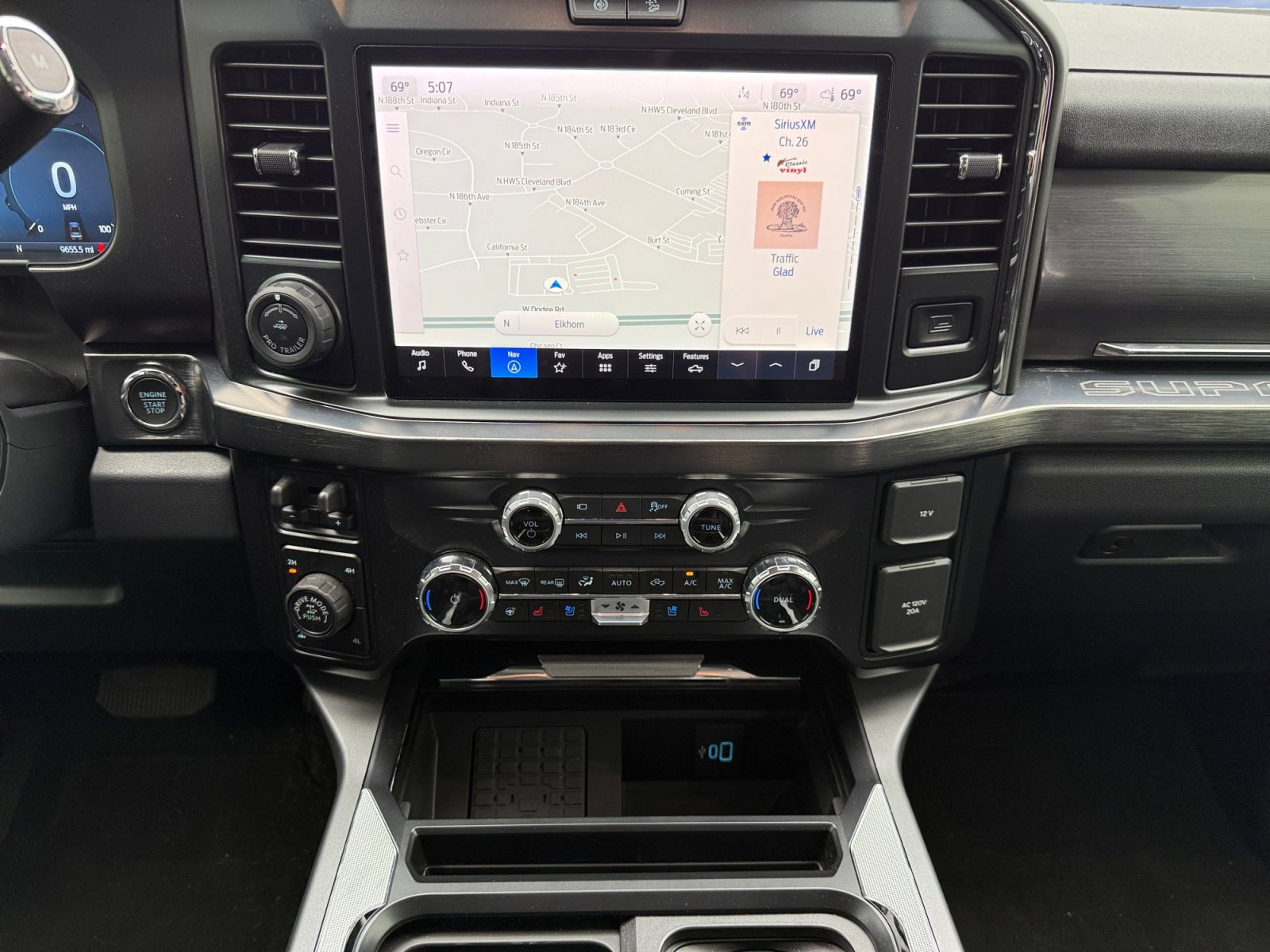 2025 Ford F-350 photo 18