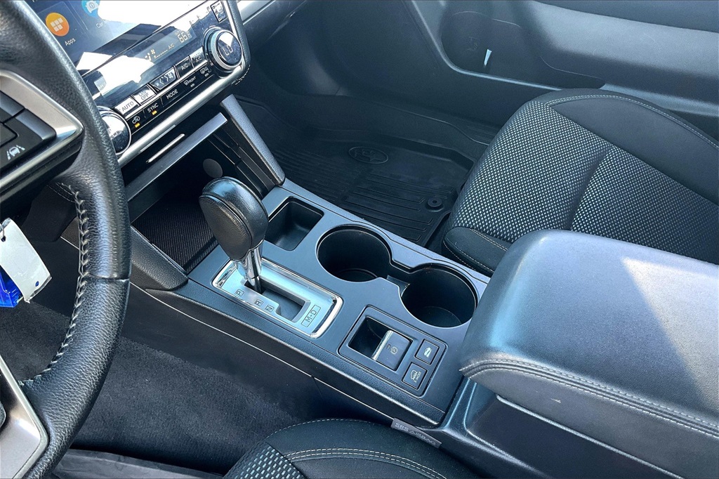2019 SUBARU OUTBACK - Image 15