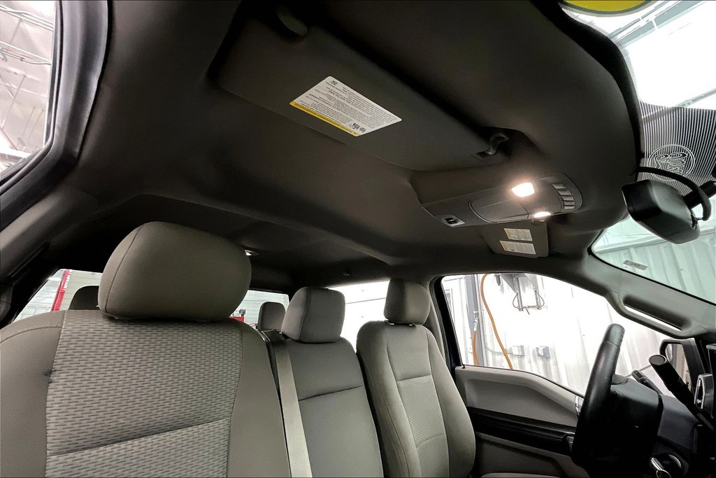 2017 Ford F-150 XLT photo 22