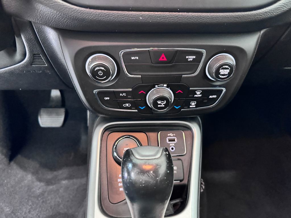 2020 Jeep Compass North Edition Latitude photo 16