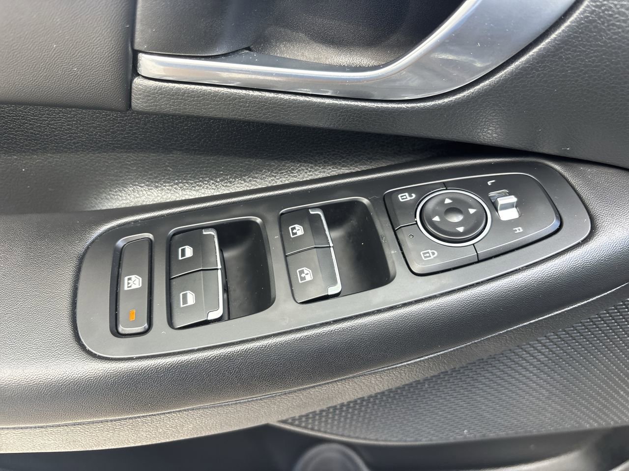 2023 Hyundai Sonata SEL photo 17