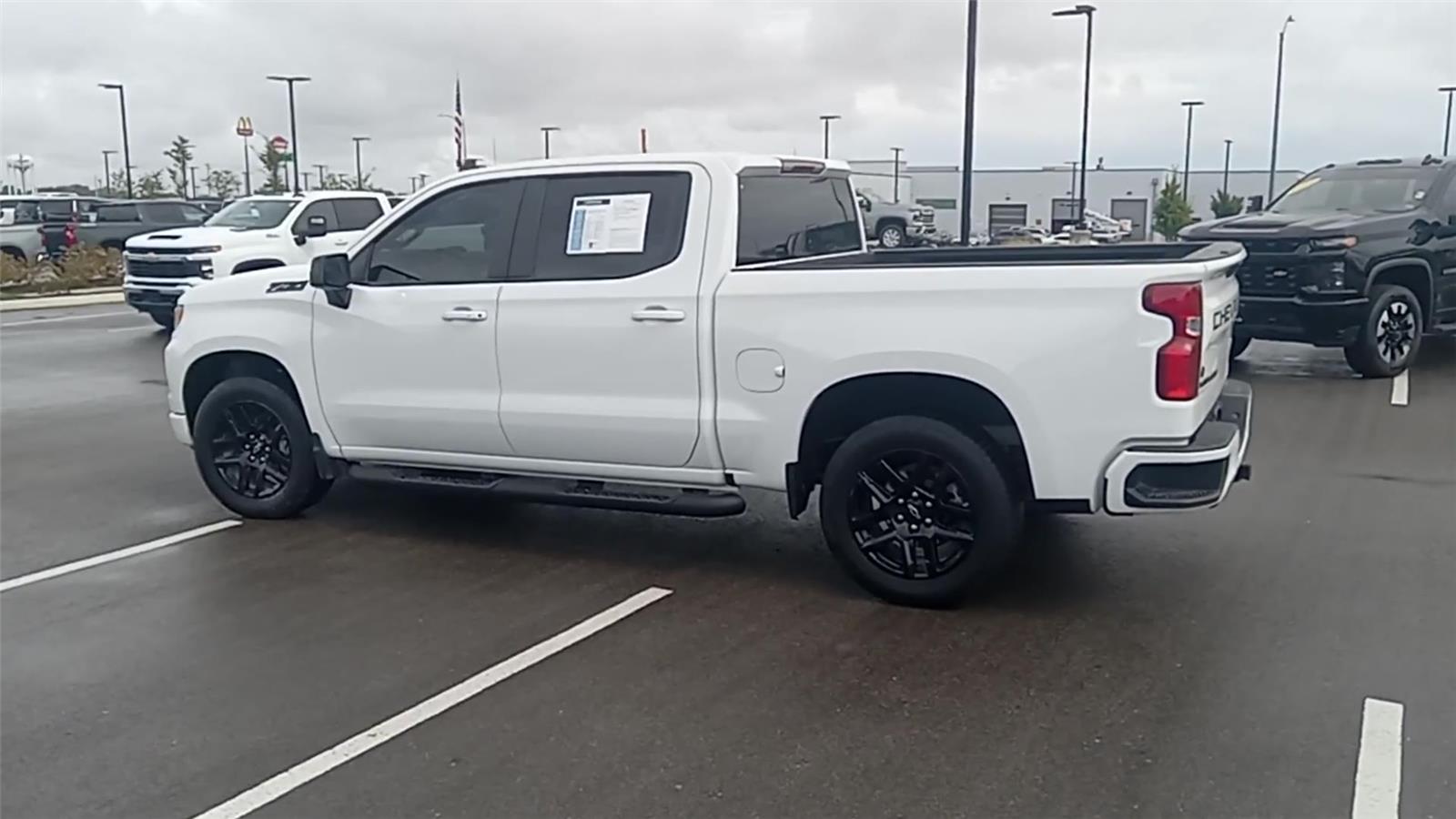 2024 Chevrolet Silverado 1500 RST photo 6