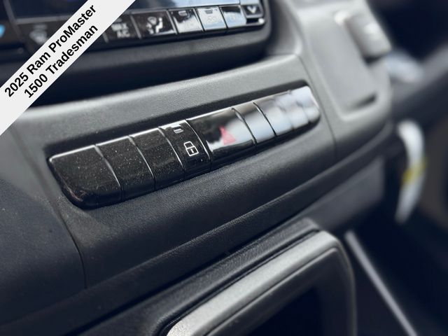 2025 Ram ProMaster 1500 photo 23
