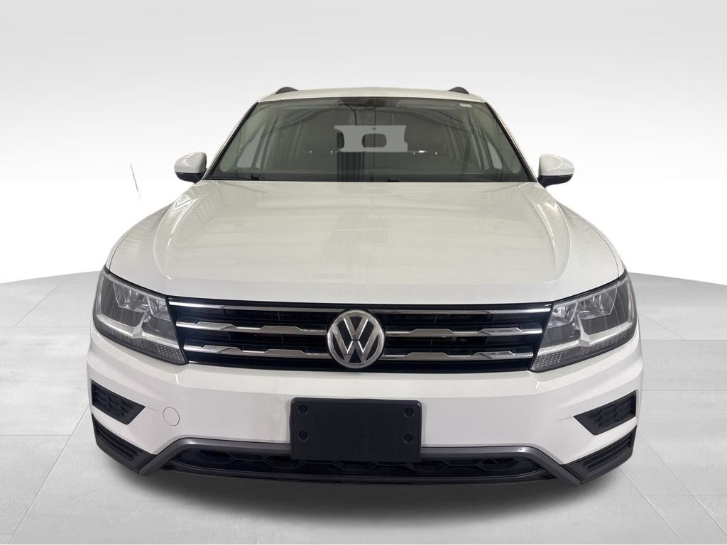 2020 Volkswagen Tiguan SE photo 2