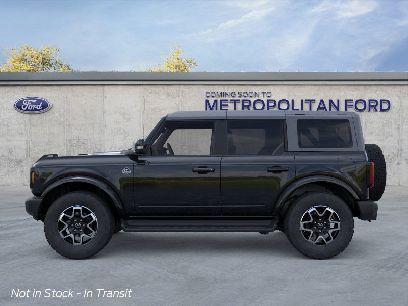 2025 Ford Bronco Outer Banks photo 3