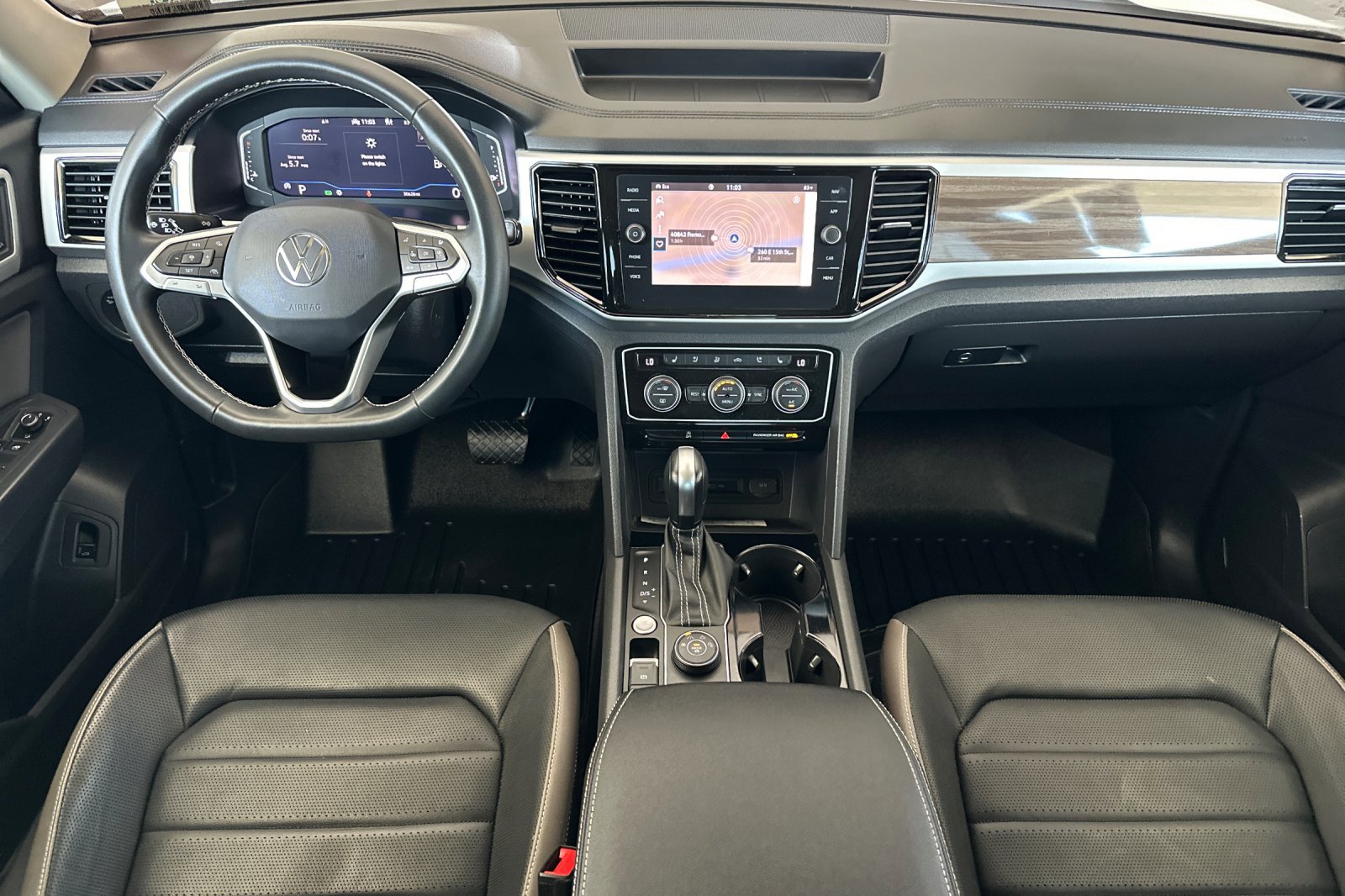 2021 Volkswagen Atlas SEL Premium photo 13