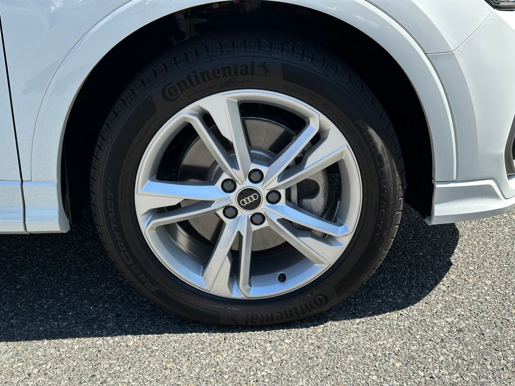 2023 Audi Q3 S line Premium Plus photo 25