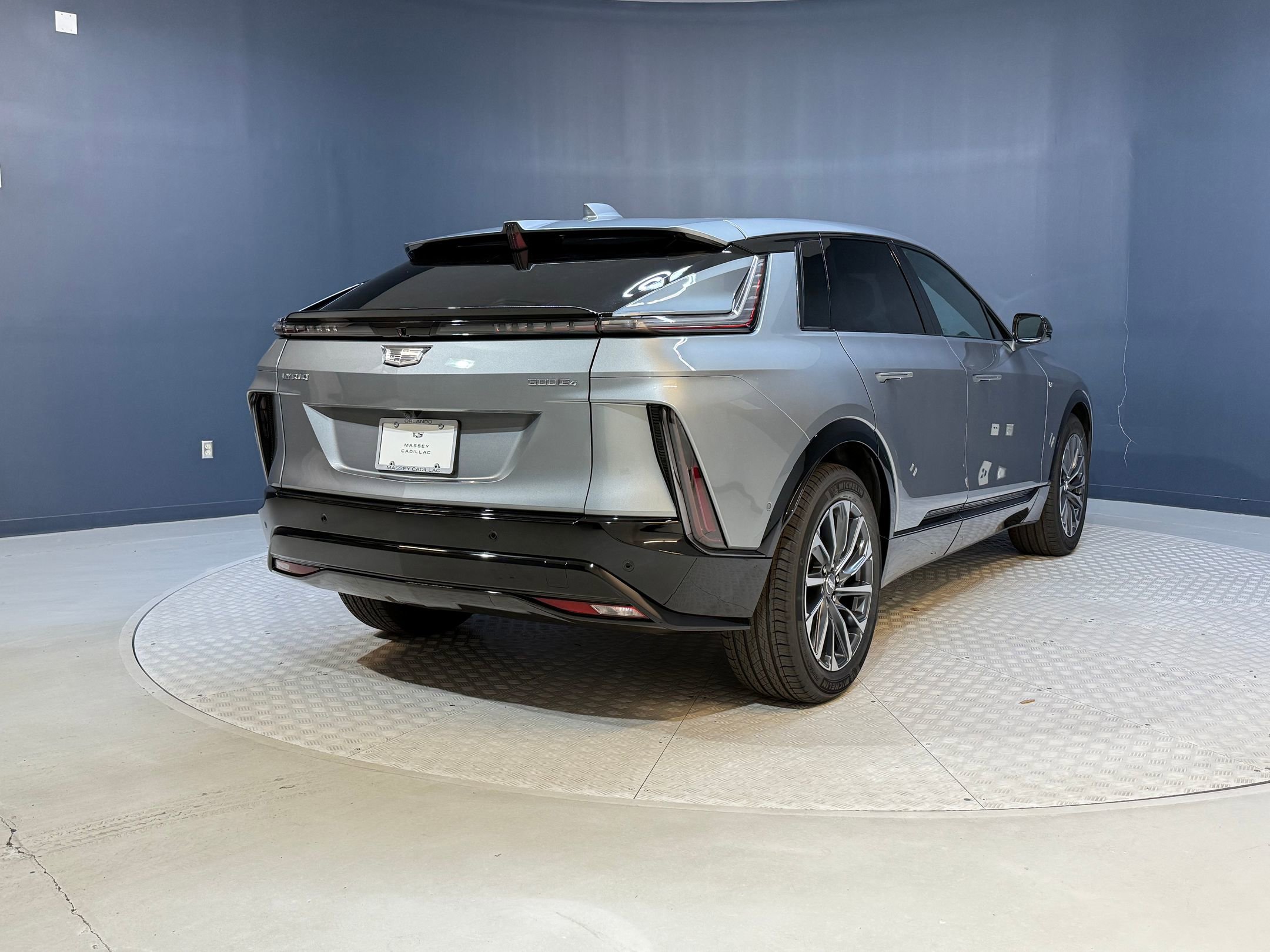 2025 Cadillac Lyriq Sport photo 3