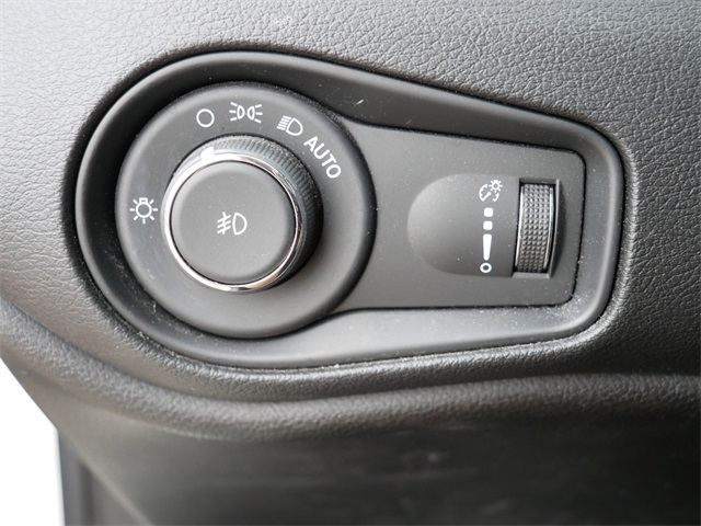 2020 Jeep Renegade Sport photo 19