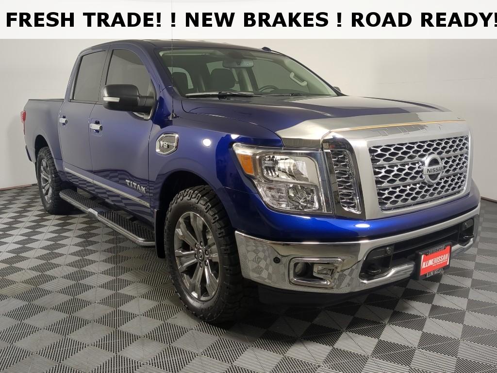 2017 Nissan Titan SV's photo