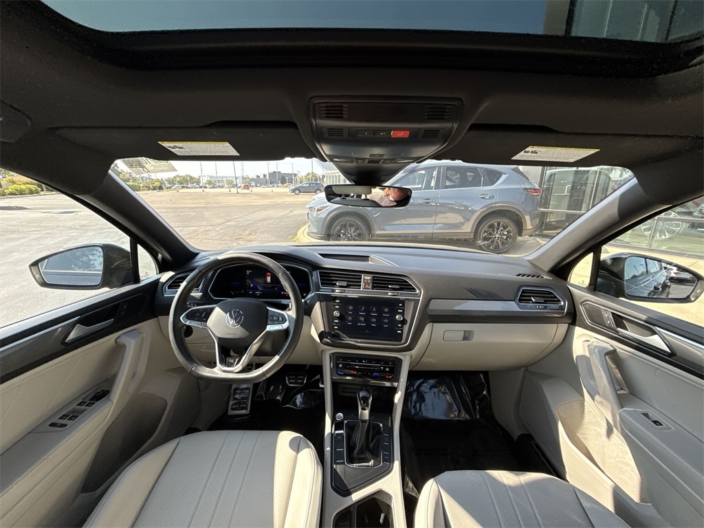 2023 Volkswagen Tiguan SE R-Line Black photo 22