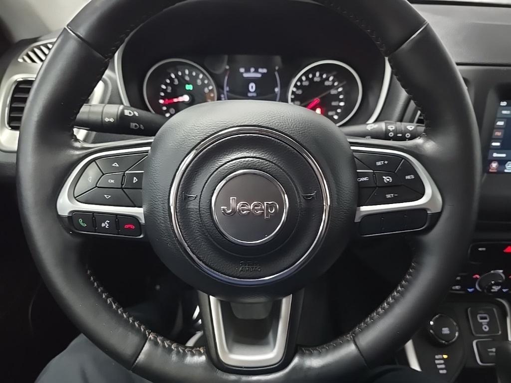 2019 Jeep Compass Latitude photo 18
