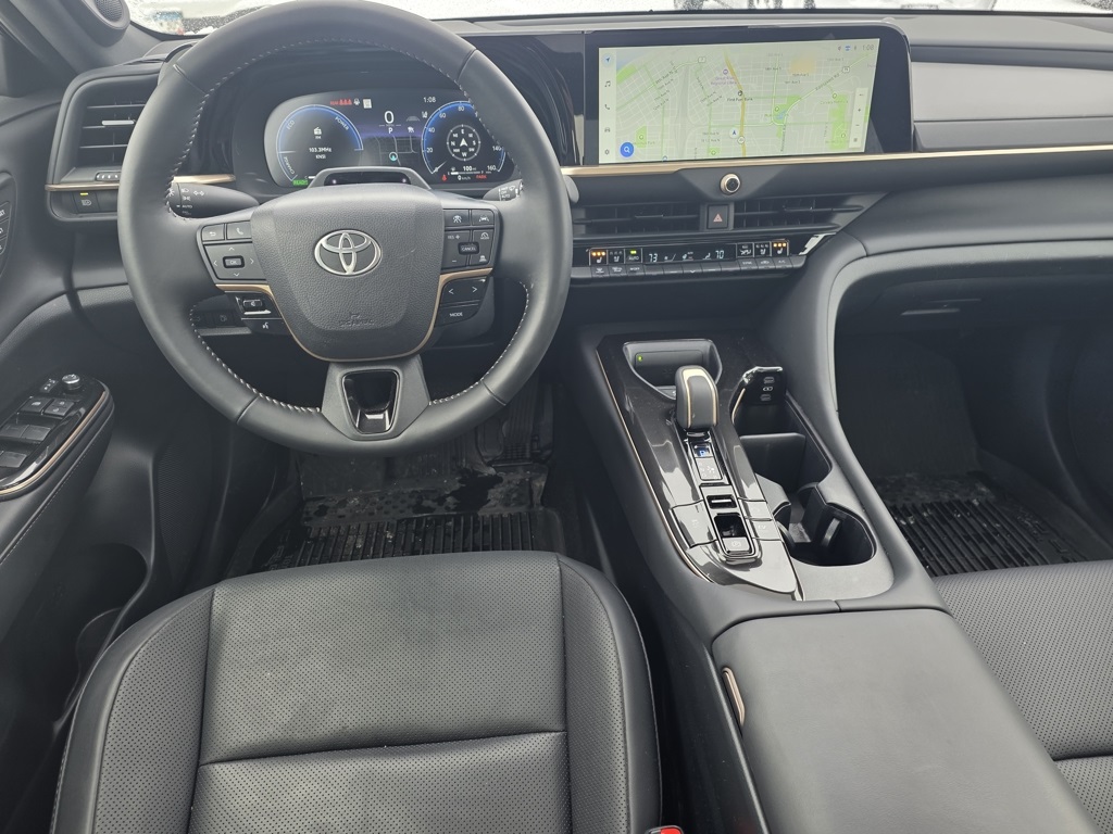 2026 Toyota Crown Limited photo 4