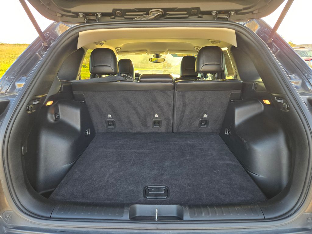 2020 Jeep Cherokee Trailhawk photo 25