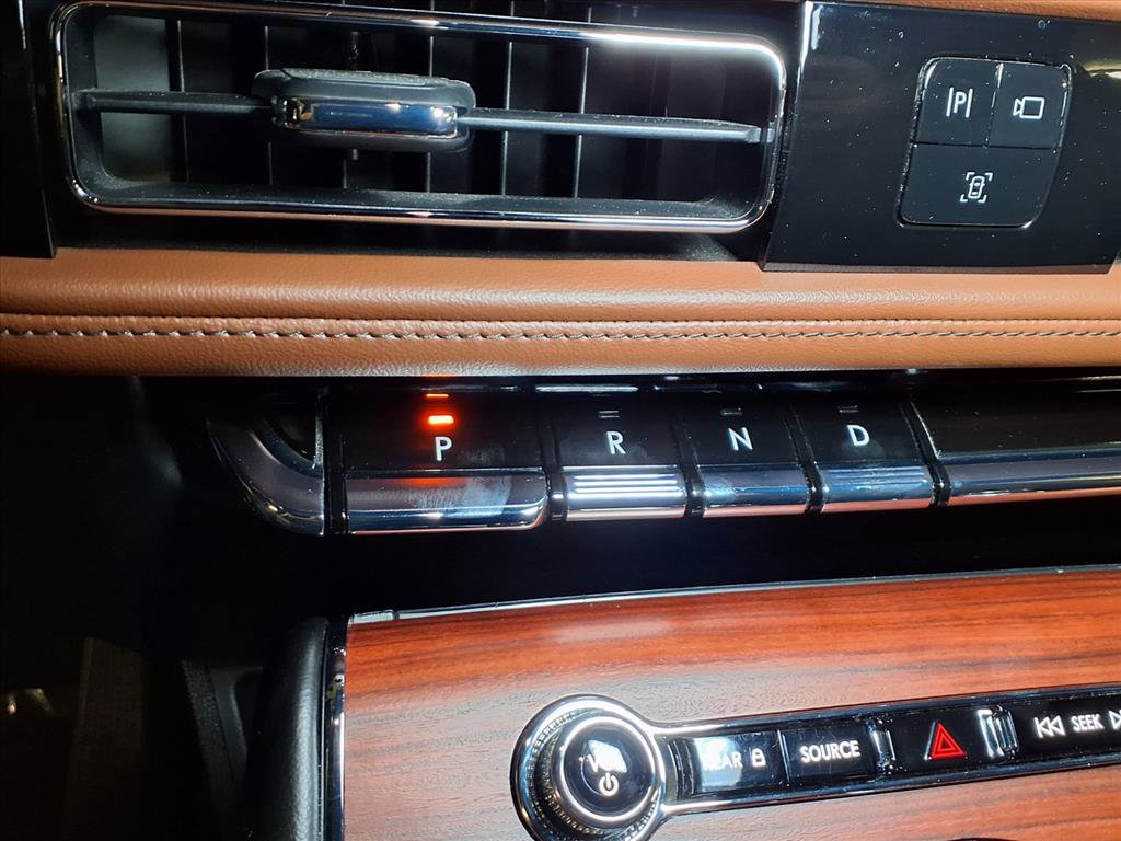 2023 Lincoln Aviator Grand Touring photo 4