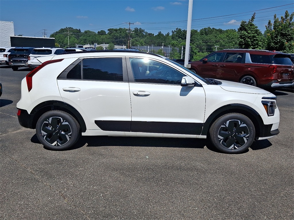 2025 Kia Niro EV Wind photo 7