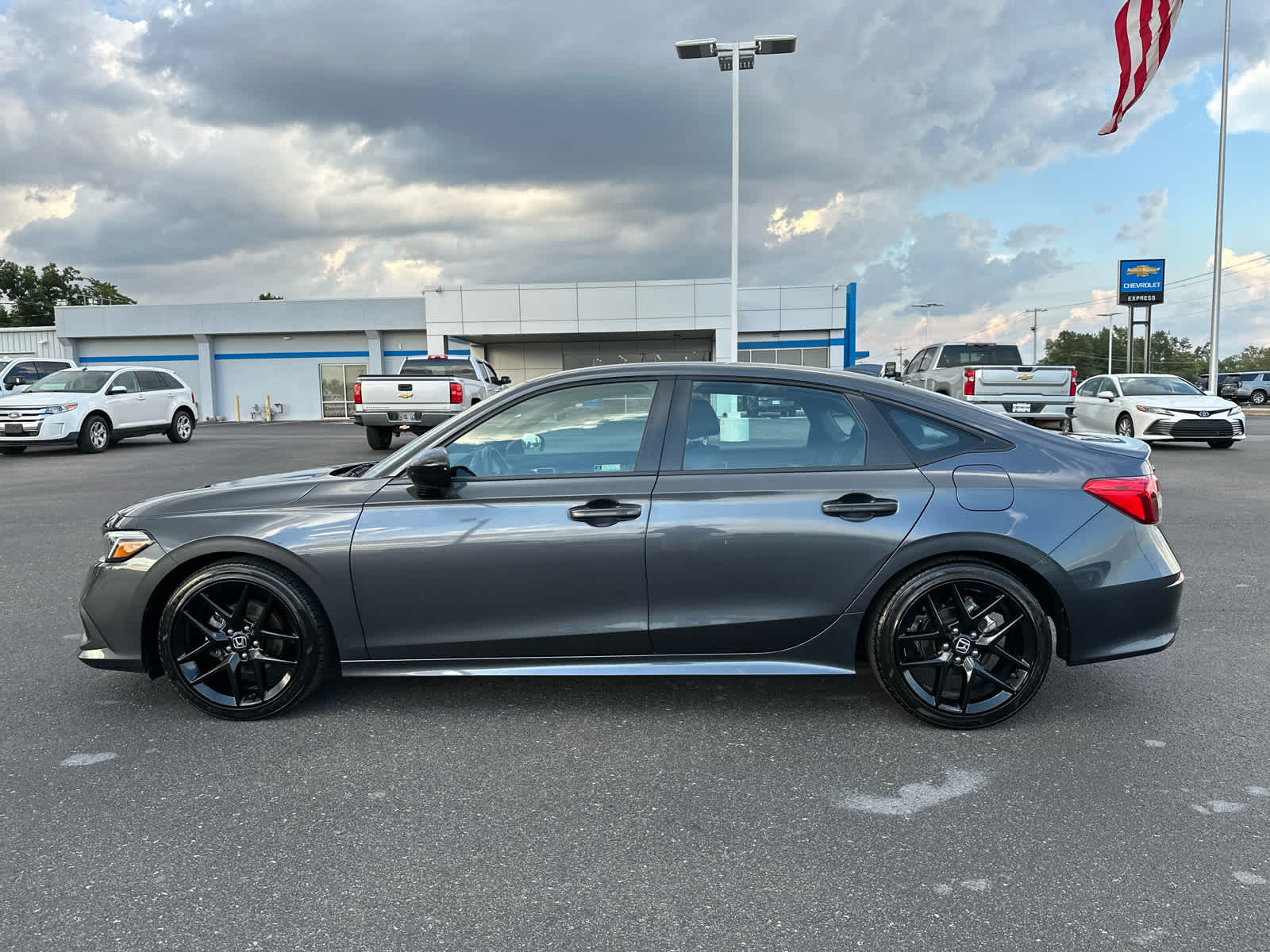 2024 Honda Civic Sport photo 4