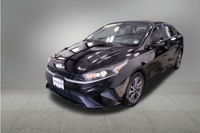2023 Kia Forte LXS's photo