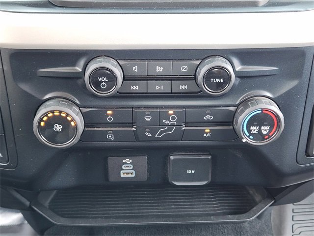 2023 Ford F-350 XLT photo 17