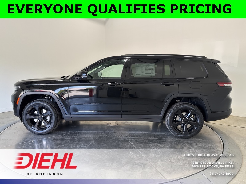 2025 Jeep Grand Cherokee Limited photo 3