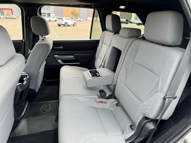 2025 Toyota Sequoia SR5 photo 17