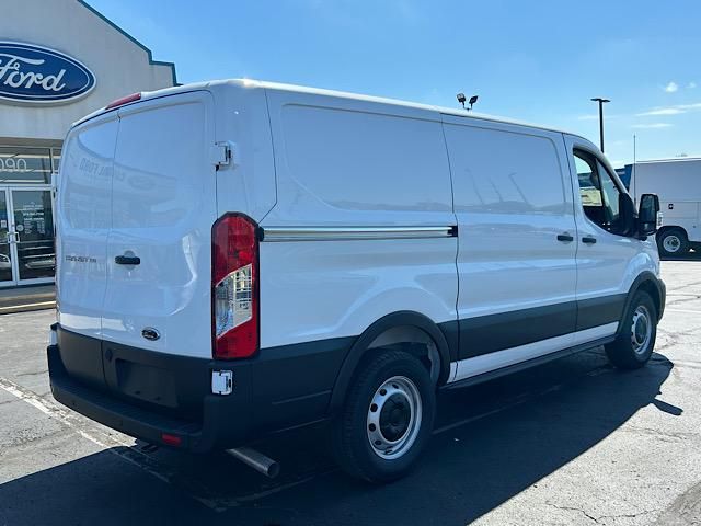 2025 Ford Transit photo 6