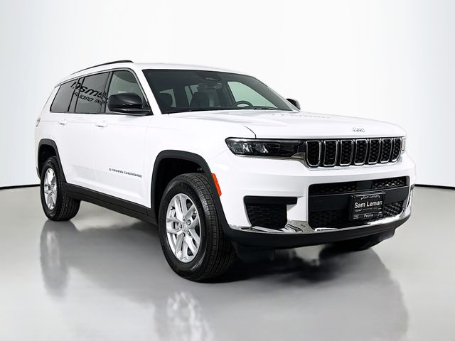 2025 Jeep Grand Cherokee L Laredo's photo