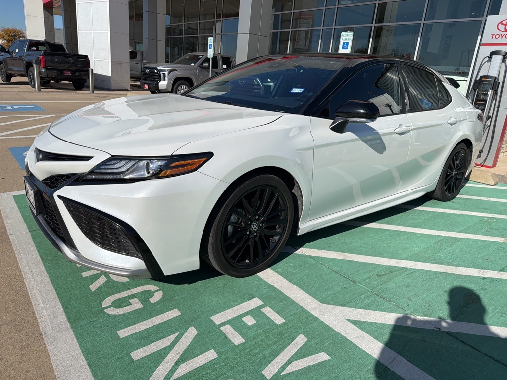 2024 Toyota Camry XSE's photo
