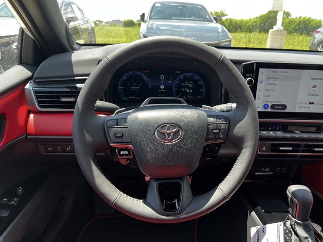 2025 Toyota Camry XSE photo 8