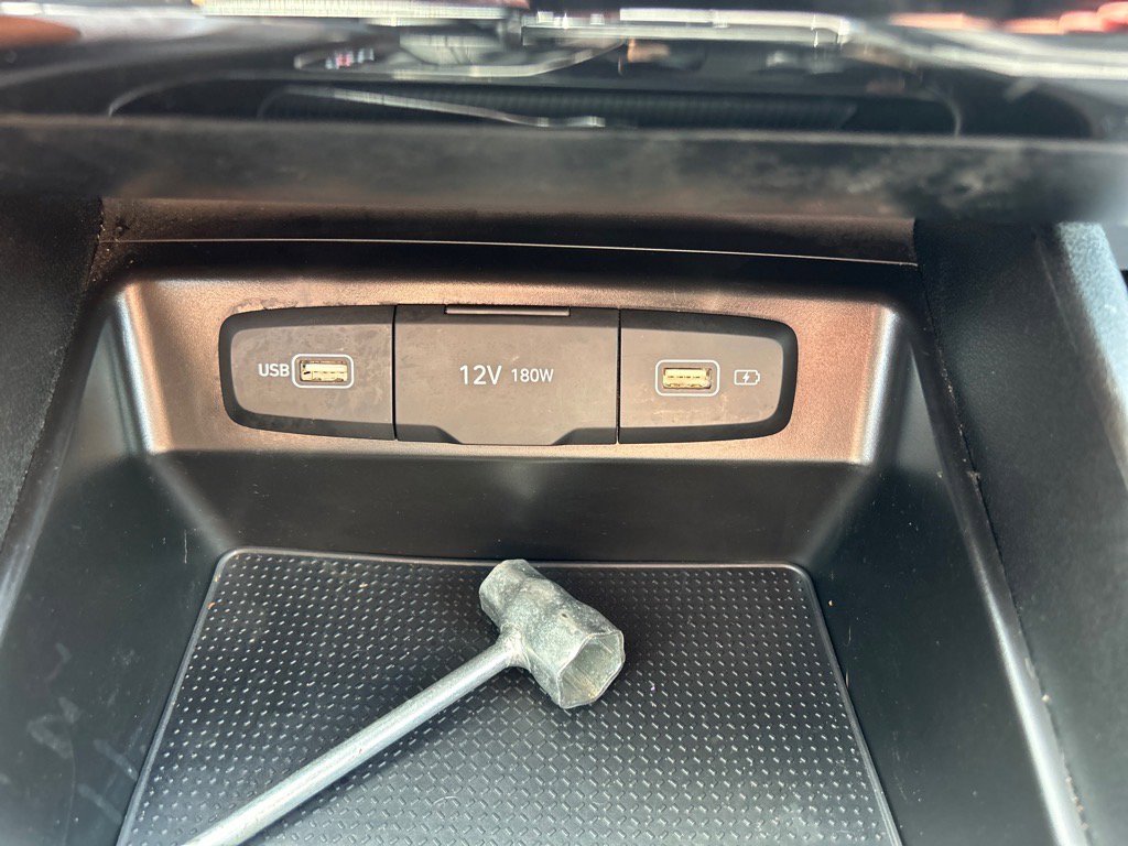 2022 Hyundai Santa Cruz SEL photo 23