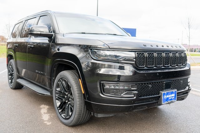 2023 Jeep Wagoneer Series II photo 2