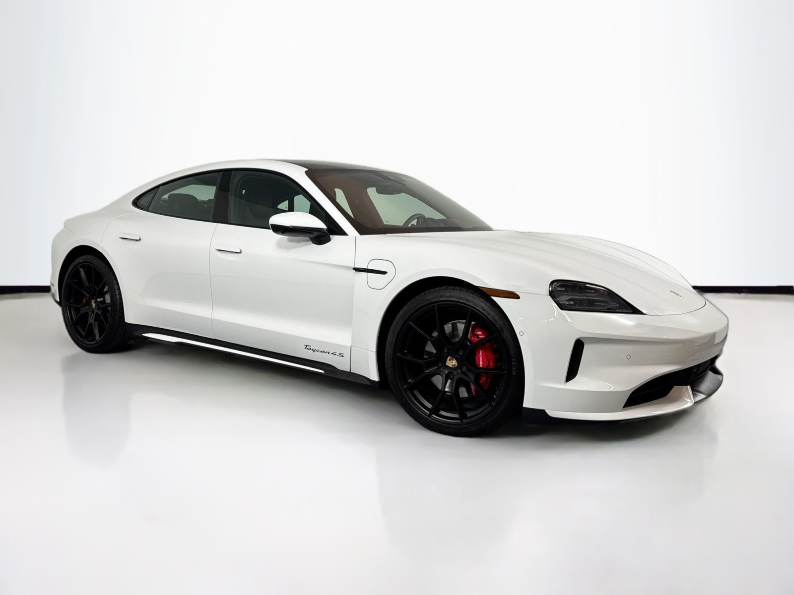 2025 Porsche Taycan 4S photo 7