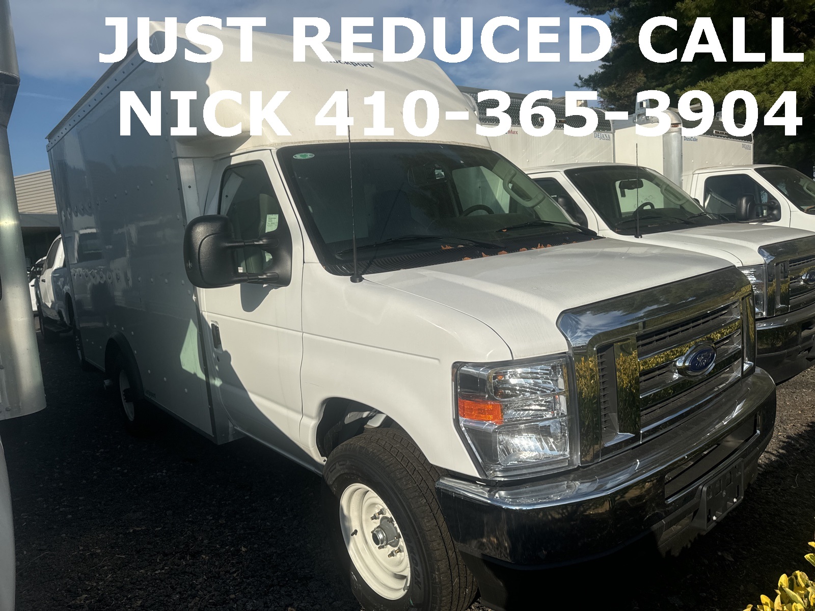 2025 Ford E-350 photo 2