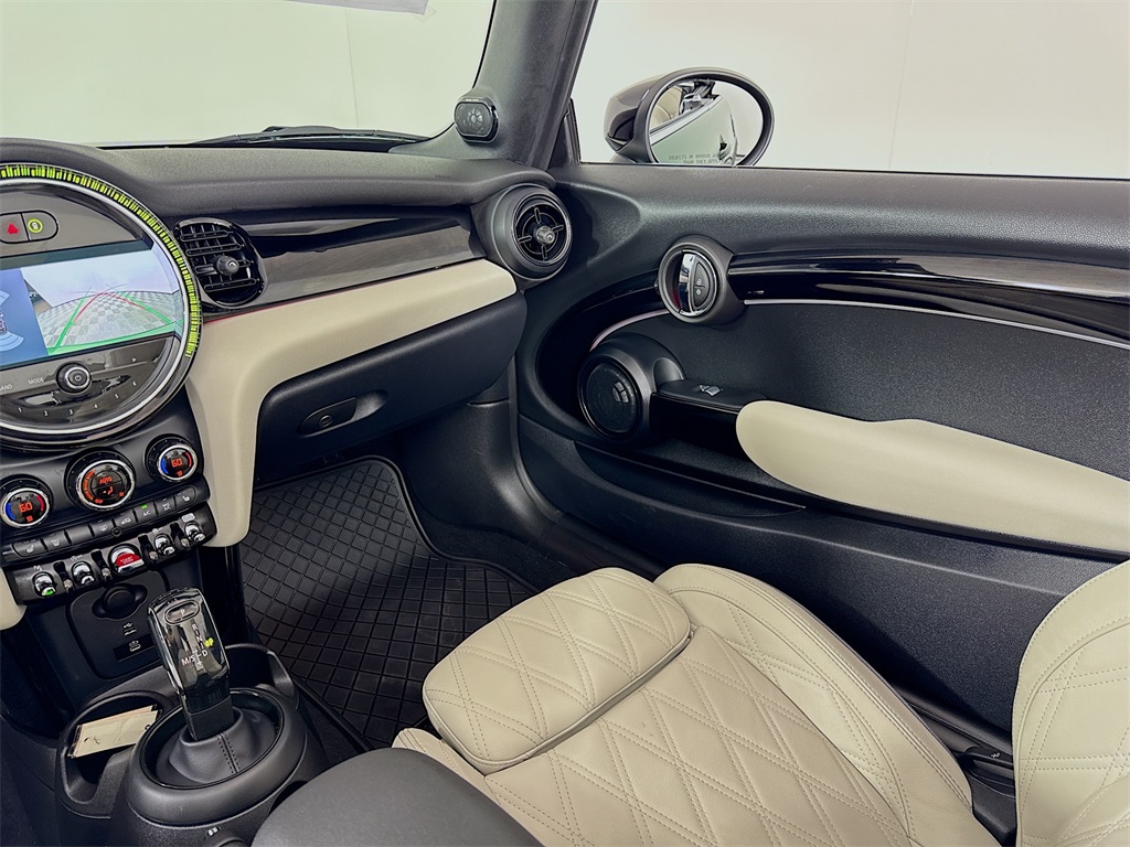 2023 Mini Cooper Convertible S photo 23