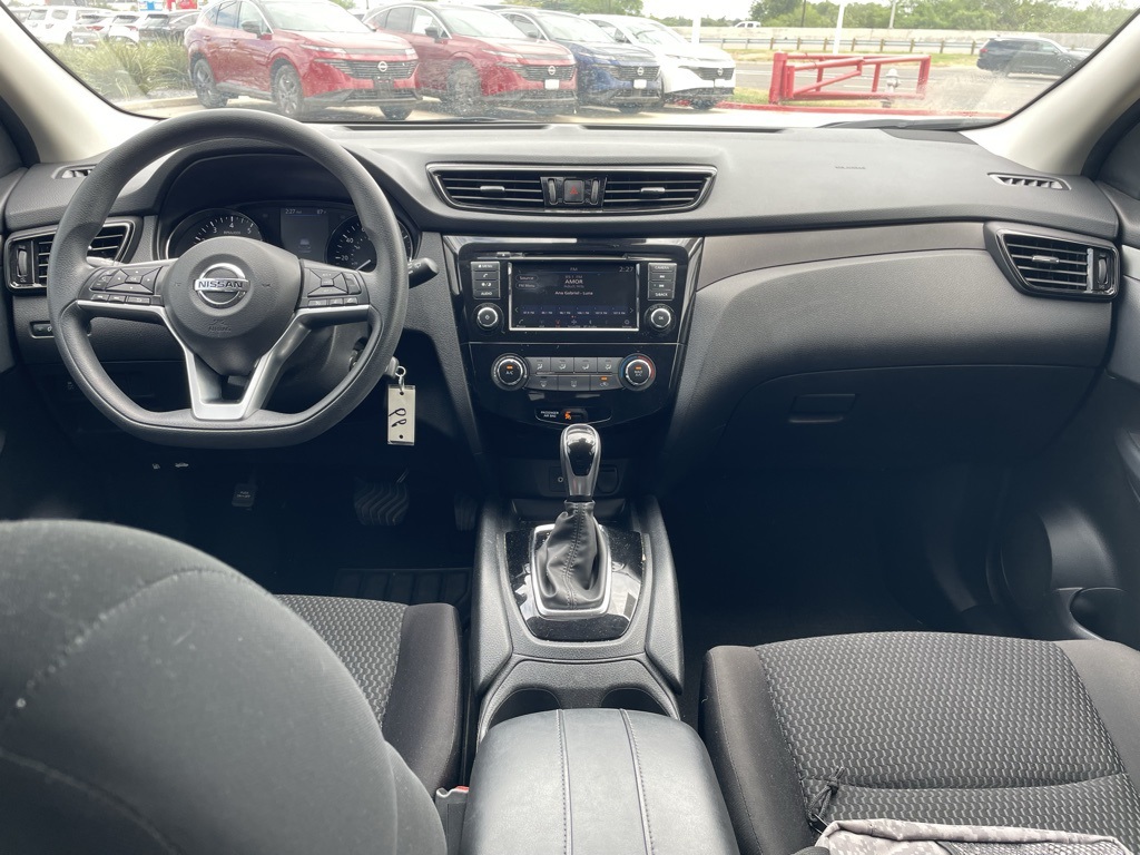 2022 Nissan Rogue Sport S photo 14