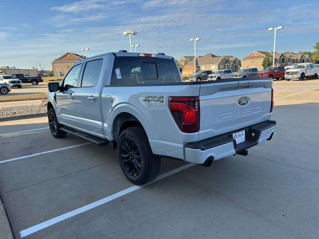 2025 Ford F-150 XLT photo 5